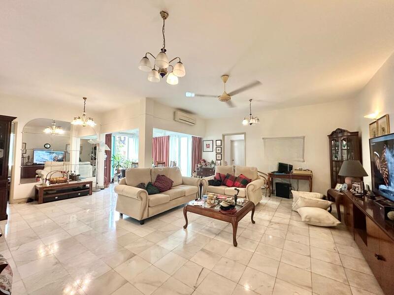 Pantai Hillpark 3 - 1