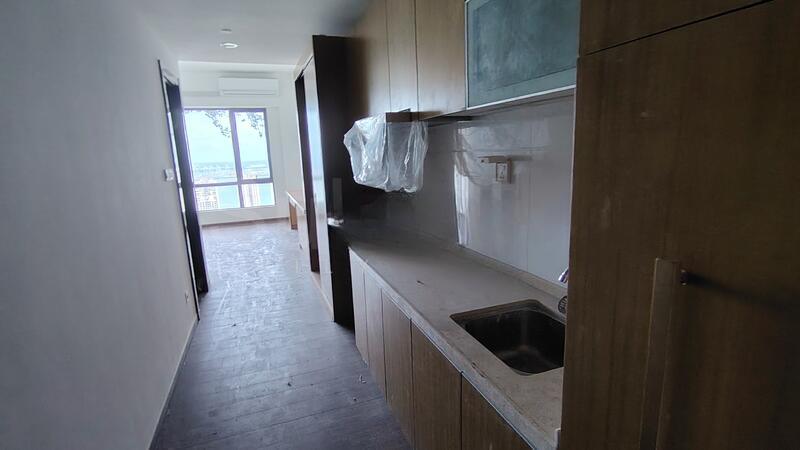 Carnelian Tower 1 - 3