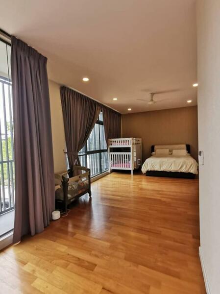 Noble Park Grand Pool Villas East Ledang - 5