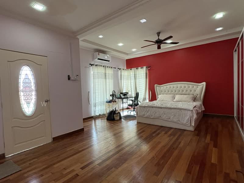 Bandar Tasik Kesuma - 5