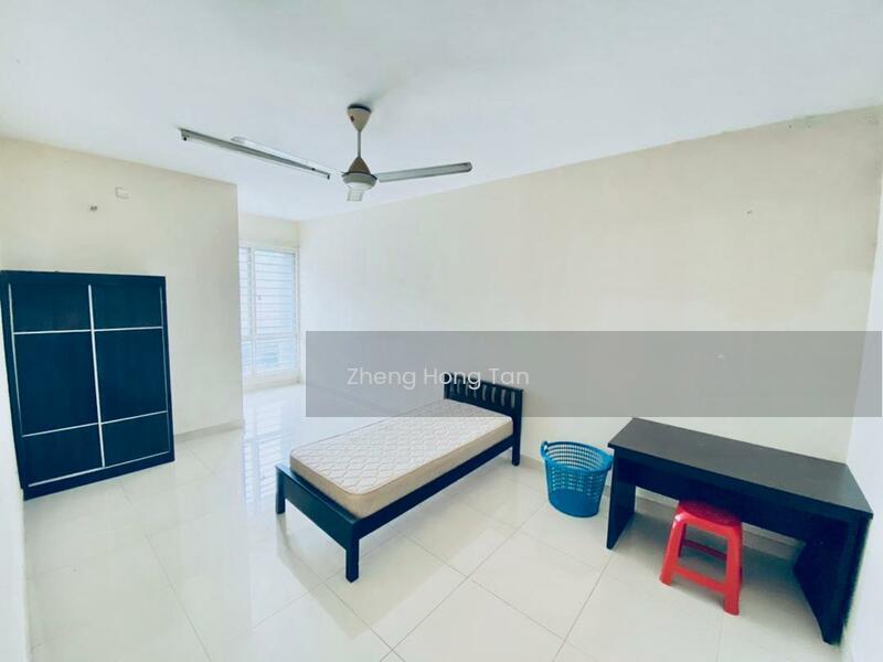 Platinum Hill PV 2 - 4