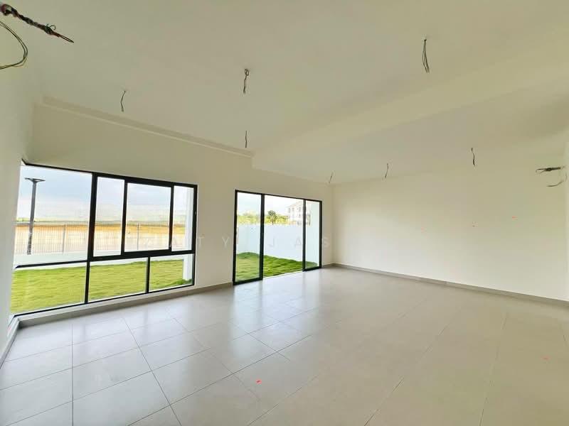 Sejati Lakeside @ Cyberjaya - 3