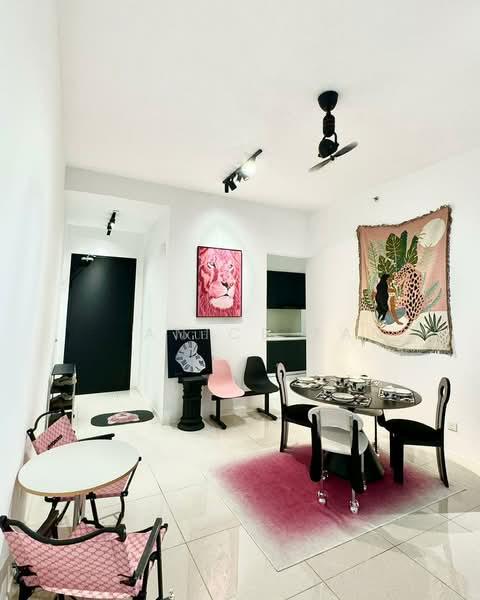 Paradigm Residence - 2