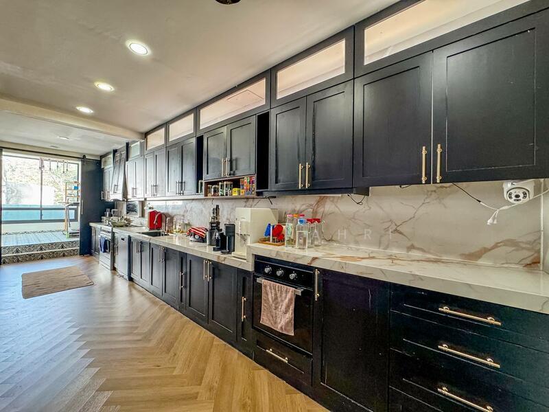 Lambaian Residence - 5