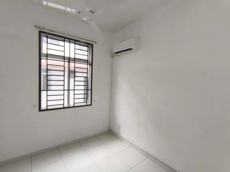 BUKIT INDAH BANDAR NUSAJAYA - 4