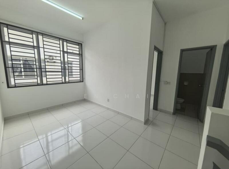 BUKIT INDAH BANDAR NUSAJAYA - 5