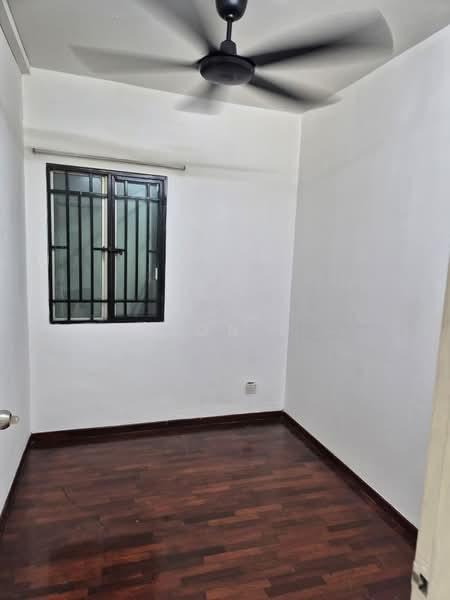Green Avenue Condominium - 4