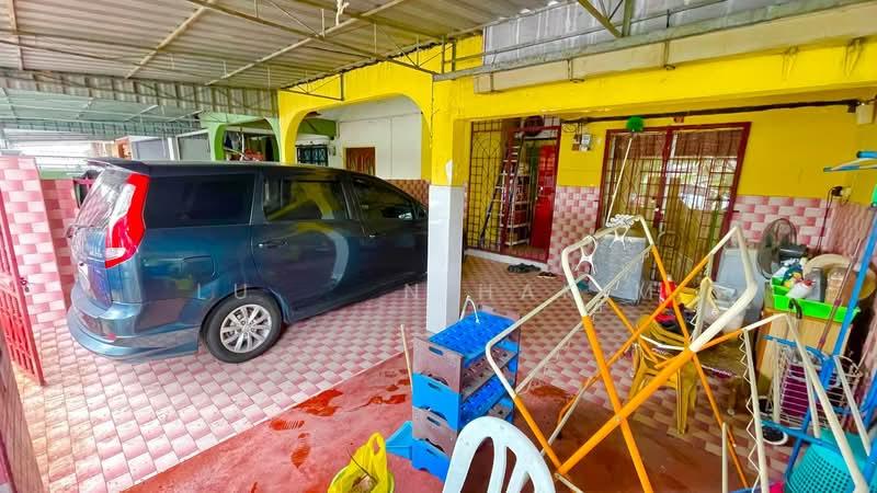 Bandar Kinrara Seksyen 5 - 4