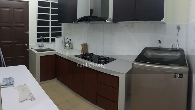 Taman Saujana Puchong - 4