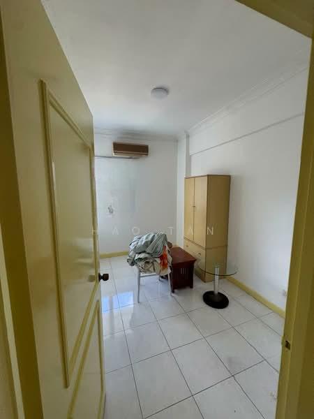 Gold Coast Resort Condominium - 5