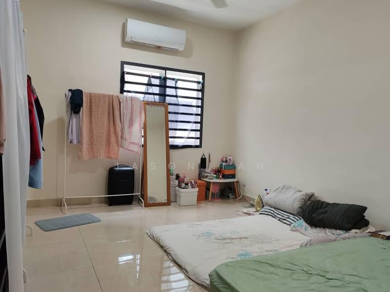 Taman Iskandar - 4