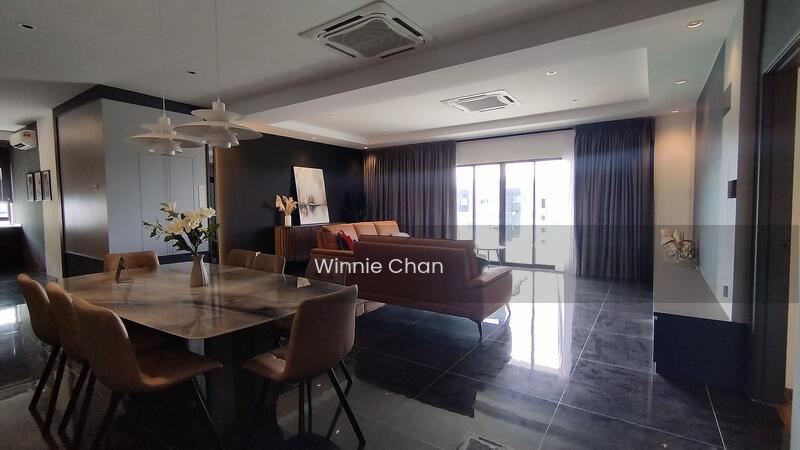 Manhattan Condominium - 5