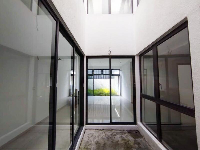 Emerald Residence Link House Type B - 2