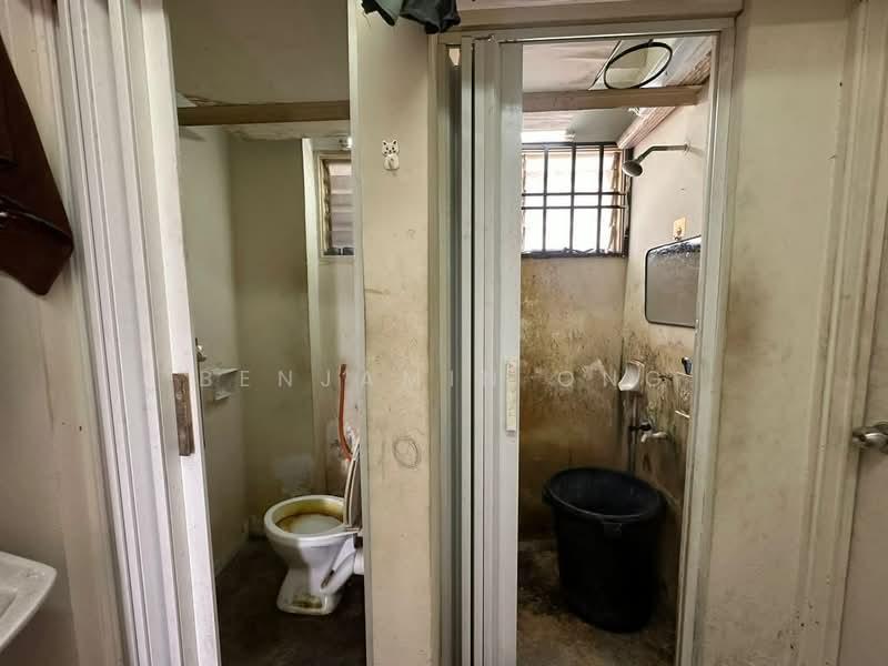 Flat Taman Pelangi Indah - 3