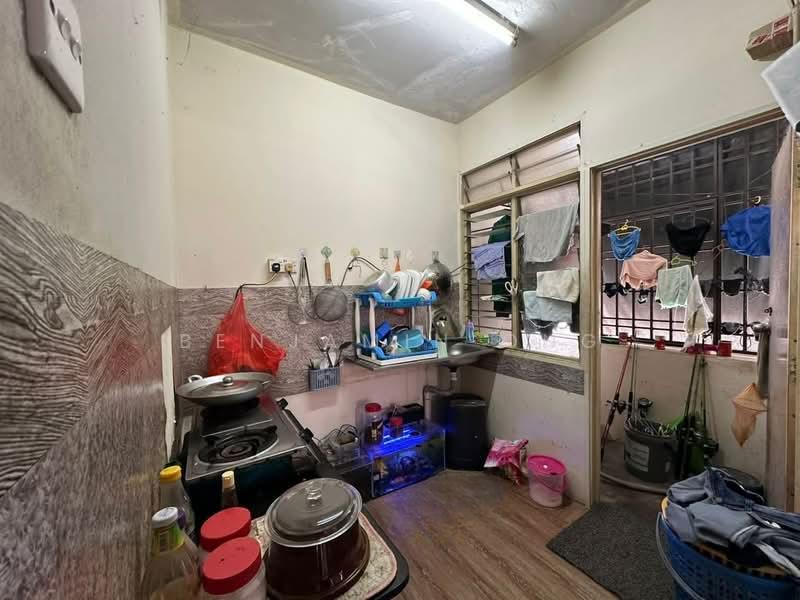 Flat Taman Pelangi Indah - 5