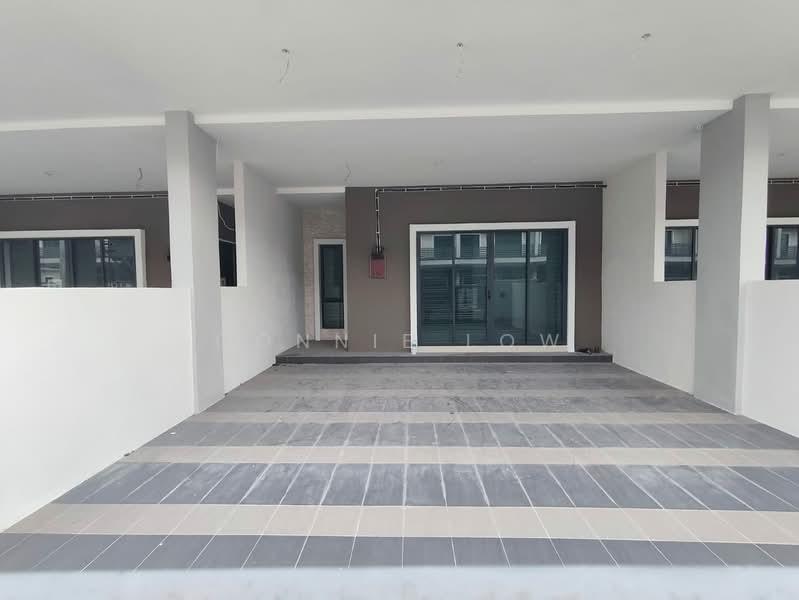 Bandar Seri Botani - 2