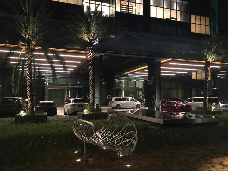 Four Seasons Place - 1