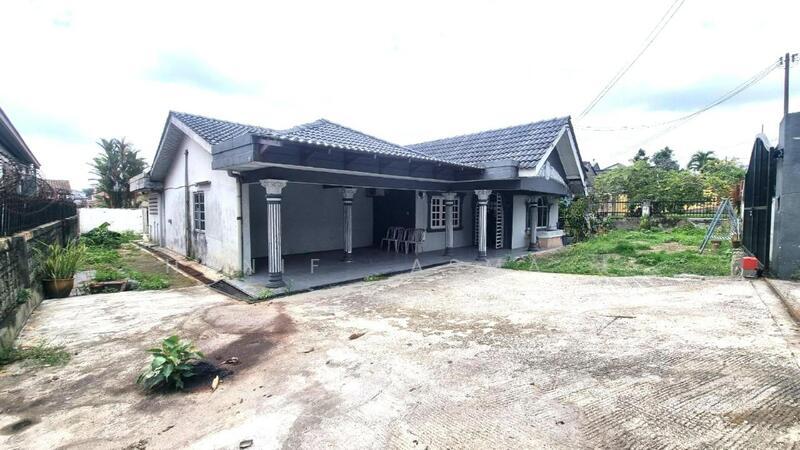 SS1, Kampung Tunku, Petaling Jaya - 1