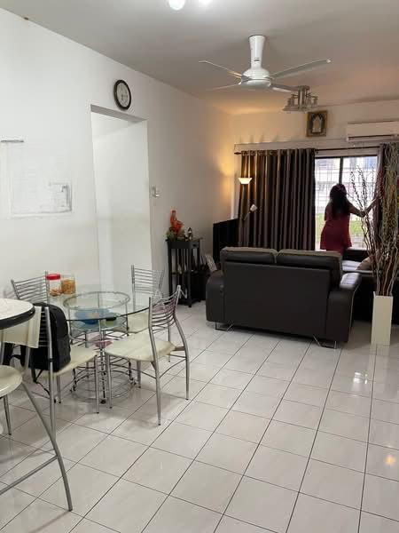 Vista Millennium Condominium - 4