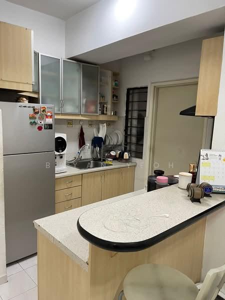 Vista Millennium Condominium - 5
