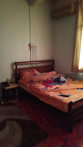 Terrace house at Taman Perwira - 5