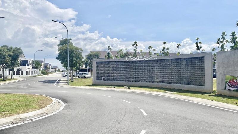 Bandar Bukit Raja : Casira 3 - 5