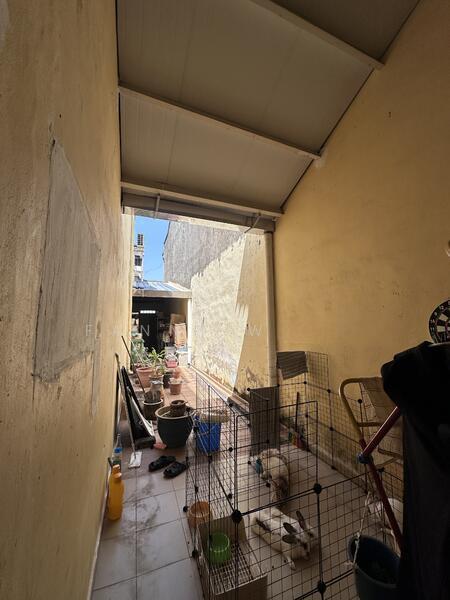 Lorong Seratus Tahun - 5