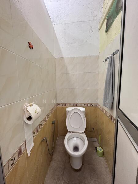 Lorong Seratus Tahun - 4