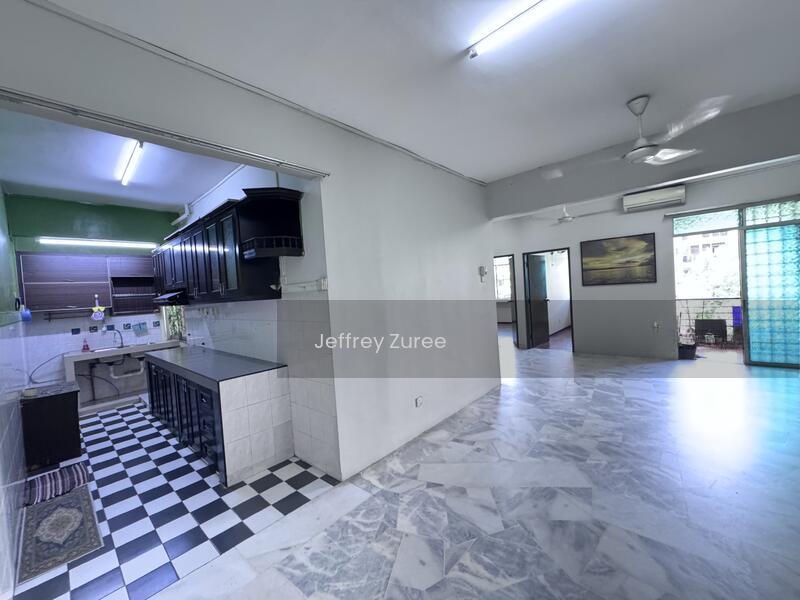 Pangsapuri Daisy - 1