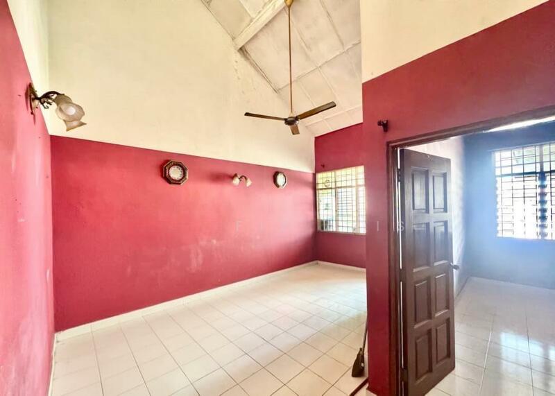 Jalan Kosa, Taman Perling - 5