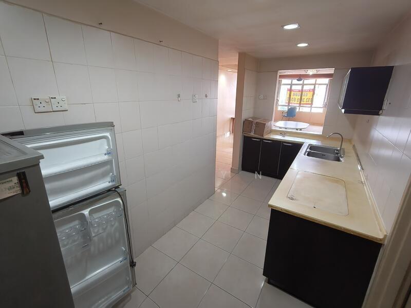 Casa Prima Condominium - 3