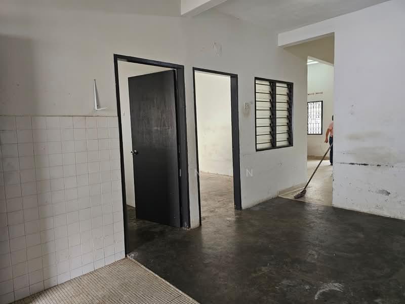 Taman Muzaffar Shah - 3