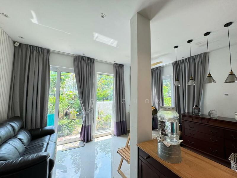 Damansara Emas - 2