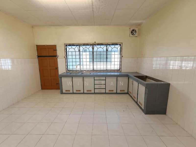 Taman Puteri Wangsa - 3