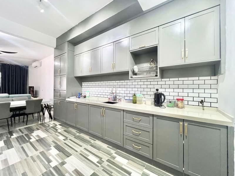 Arina 2 Storey Bandar Serenia Sepang Selangor Near KLIA - 3