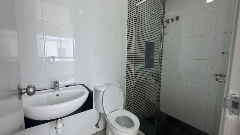 Delora Bandar Bukit Raja - 3