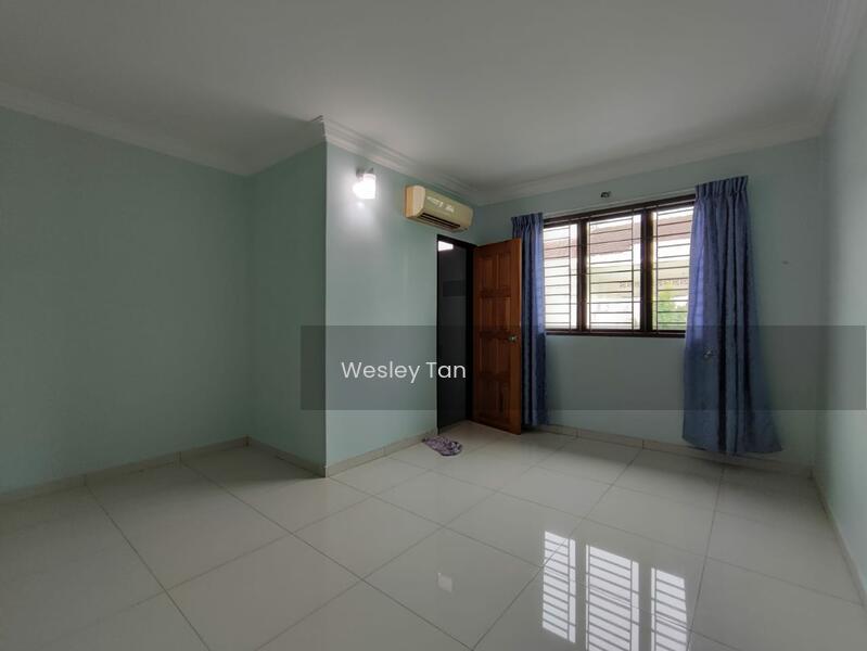 Single storey semi d in Taman Seaview, Ujong Pasir for sale - 5