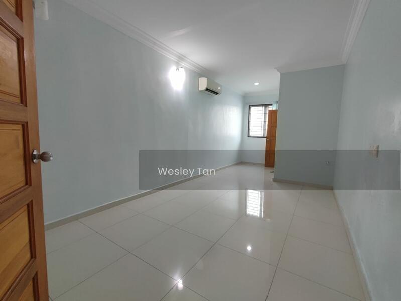 Single storey semi d in Taman Seaview, Ujong Pasir for sale - 4