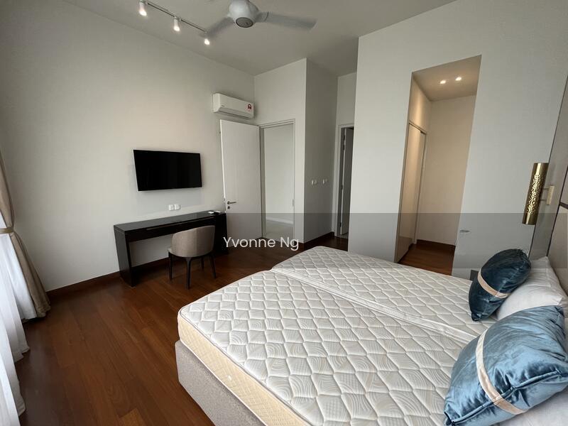 Service Suites @ Pavilion Embassy - 4