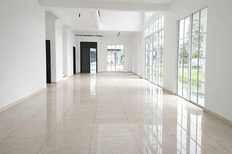 Eco Majestic Stoneridge Corner Bungalow - 4