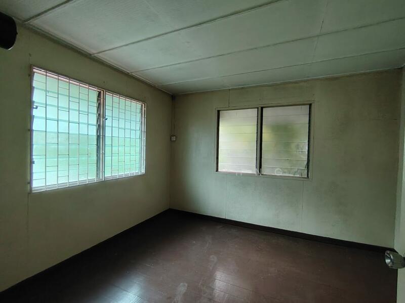 2 Storey Cluster House Half Wooden Bungalow Ayer Itam near market - 4