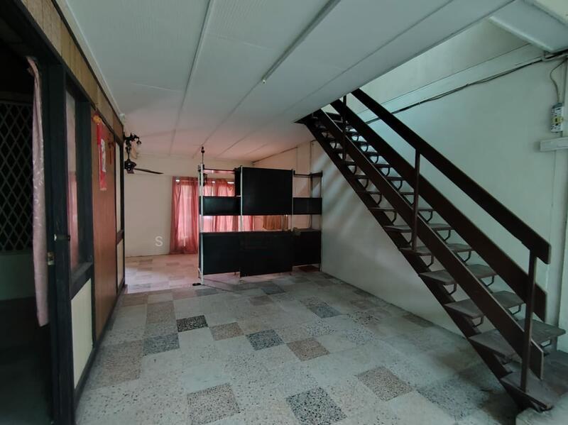 2 Storey Cluster House Half Wooden Bungalow Ayer Itam near market - 2