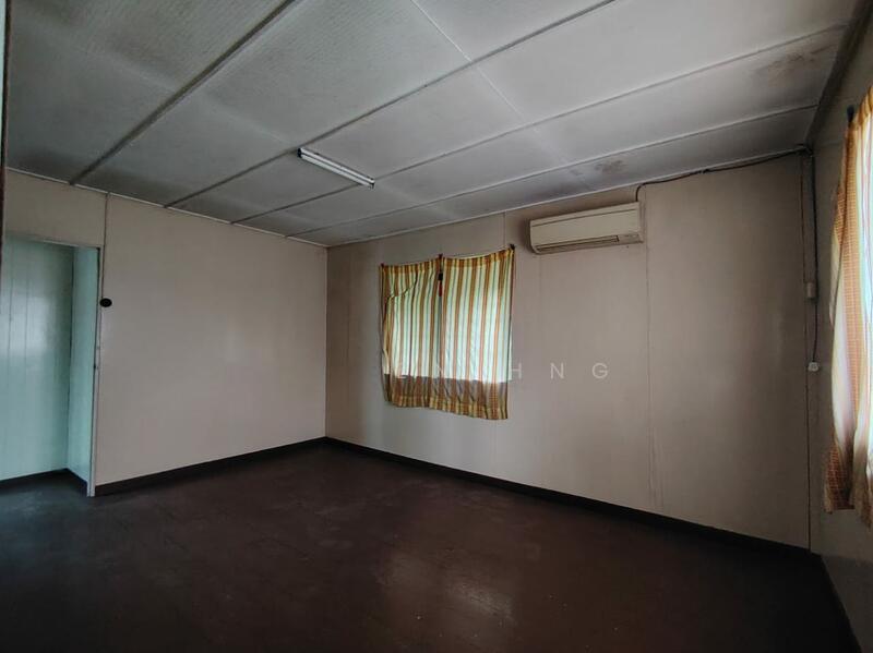2 Storey Cluster House Half Wooden Bungalow Ayer Itam near market - 3