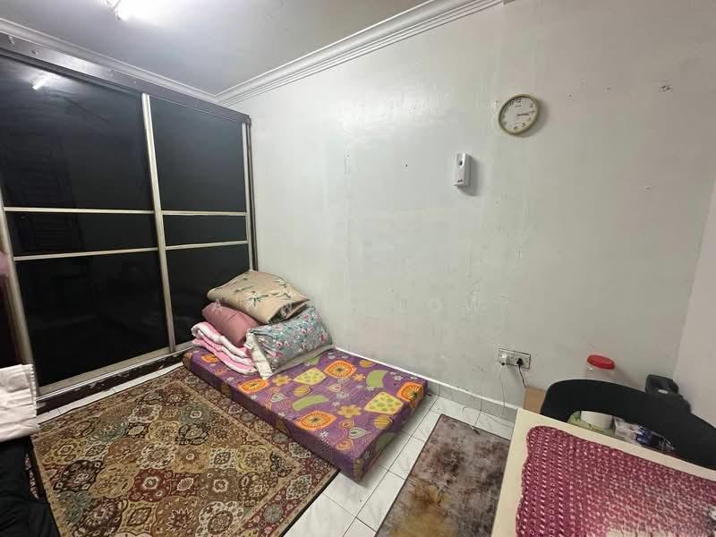 Bandar Uda Utama - 4