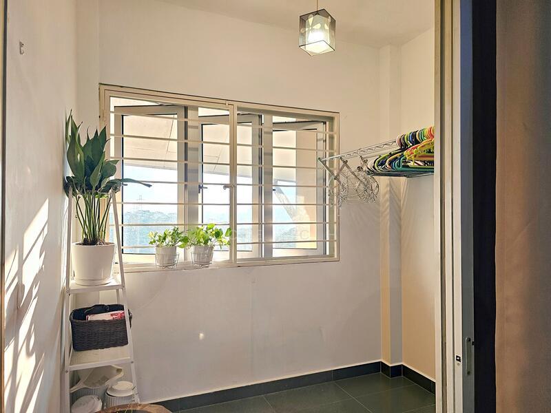 Paradesa Tropika II - 2