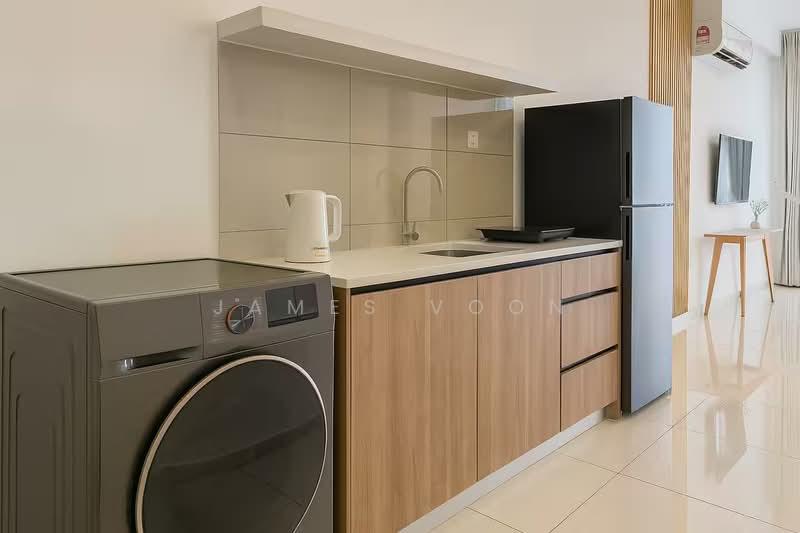 Alanis Residence - 1