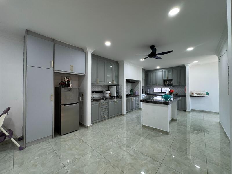 Bandar Bukit Raja : Lumira - 5