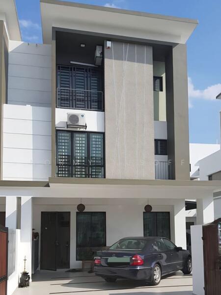 3 Storey Semi D-Cluster, Setia Utama - 3