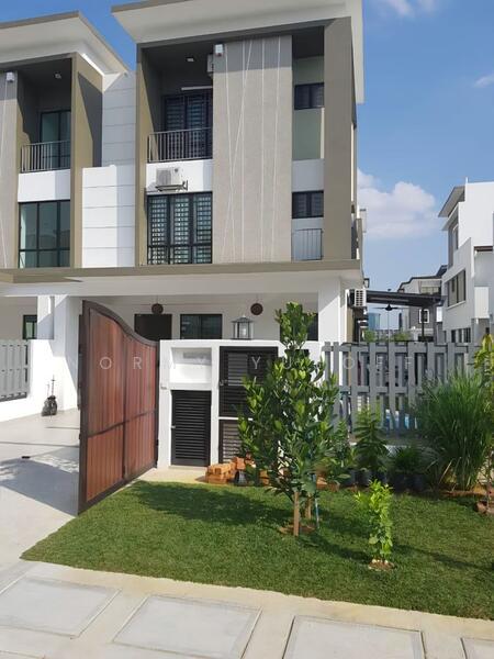 3 Storey Semi D-Cluster, Setia Utama - 4