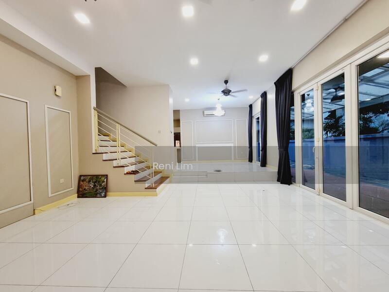 The Rafflesia @ Damansara Perdana - 1